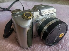 Olympus SP-510UZ