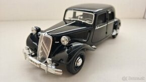 1:18 CITROEN 15CV Č - 1