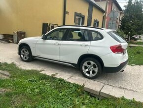 BMW X1 xDrive 18d - 1