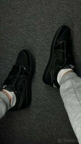 Nike x Travis Scott Air Jordan 1 Low OG "Black Phantom" - 1