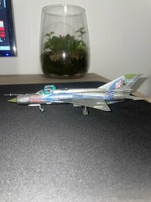 Predám Lietadlo mig 21 model 1:72