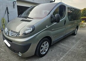 Renault Trafic 8.miest