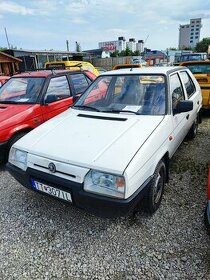 Skoda Favorit Xline s papiermi TP - 1