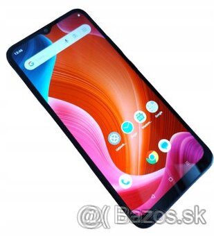 Dotykový telefón Realme C11 s ochranným krytom