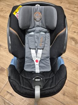 Predám detskú autosedačku/ vajíčko Cybex Aton 5 + Isofix zak