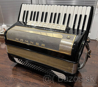 Akordeón Hohner Lucia IV P - 96 basový