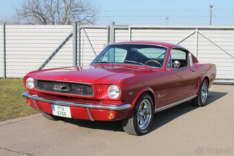 1966 Ford Mustang Fastback, po kompletní renovaci v ČR