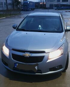 Predám CHEVROLET CRUZE LT, 1.8 benzín (104 kW) - 1