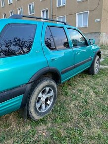 Predam Opel Frontera 4x4 2,2 2000 edition