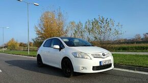 Toyota Auris 1.6