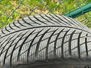 Michelin 245/40 R 19 letne