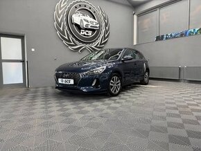 Hyundai i30 1.6 CRDi DOHC 16V Family A/T