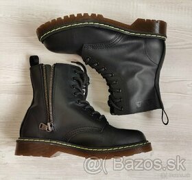 Cult boots - 1