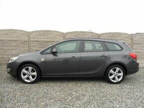 Opel Astra 1.4i 140PS LPG SPORT TOURER