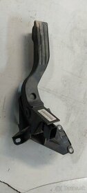 Ford mondeo mk3 plynovy pedal - 1