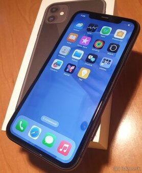 iPhone 11 128GB čierny dobrá kapacita pekný stav