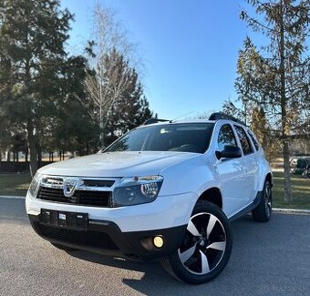 Dacia Duster 1.6i bifuel LPG • 105ps • Laureate • alu R18 •