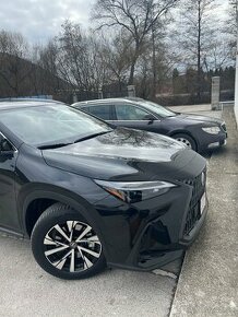 LEXUS  NX450h+/ pluh in/4x4 / kúp v SR - 1