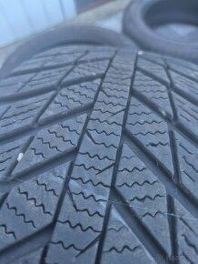 Nexen 205/55 R16 - 1