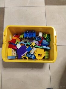 Lego duplo. Veľa dielov