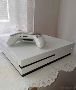 XBOX ONE S , 4K ROZLÍŠENIE,1TB