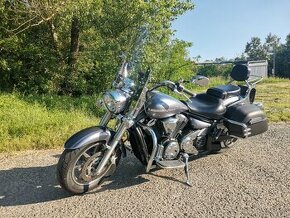 Yamaha XVS 1300 Midnight Star - 1