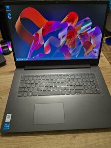 Velke 17 palcove lenovo V17 G3 S 1Tb ssd diskom 8gb ram a 12