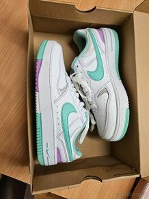 Nike dámske 38,5cm