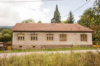 Na predaj rodinný dom, pozemok 902 m2, Handlová-Nová Lehota