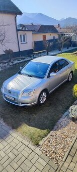 Predám Toyota Avensis - vymením za skúter 125