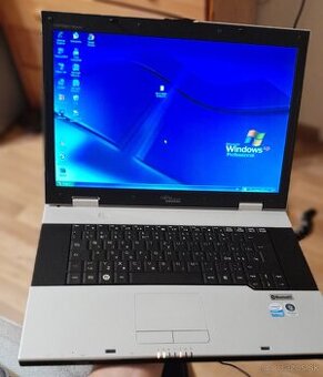 Fujitsu V6535 - WIN XP