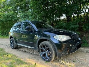 BMW X5 3.0D 180kW Panorama Kůže Bi-Xenony Tažné