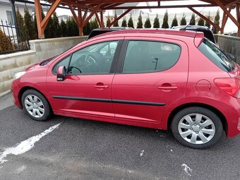 Peugeot 207 1.4 benzín