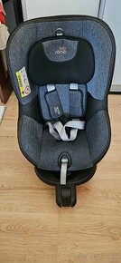 Britax Romer Dualfix 2R 2022 - 1