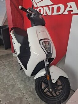 HONDA EM1e