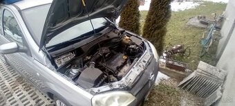 Predám opel corsa 1.2 benzín