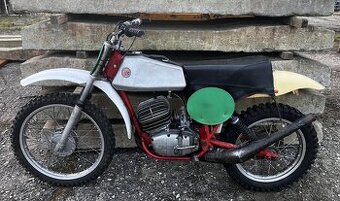 ČZ 250 typ 980 motokros r.v. 1975