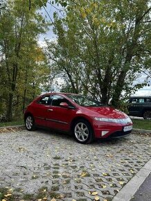 Honda civic 1.8 benzin  UFO 2008