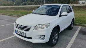 Predám Toyota RAV4, 2.0 VVT-i benzín, 123 tis. KM