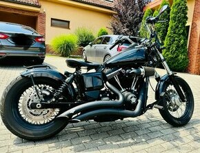 Harley-Davidson - 1