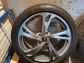 Audi e-tron GT - originál 20" alu disky so zimnými pneu