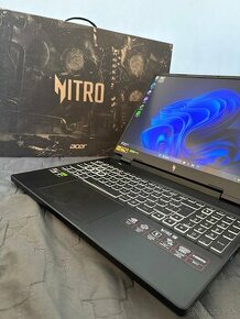 Acer Nitro 16 Obsidian Black