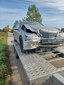 Rozpredám Mercedes C200 Cdi 90kw 2006 W203