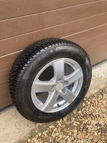 Predam zimnu sadu 5x112 R15 195/65R15 VW SKODA SEAT