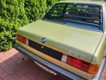 BMW e21