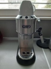 Kavovar Delonghi