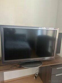 Panasonic Viera Full HD LCD - 1