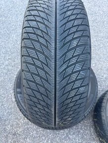 235/50R19 Michelin