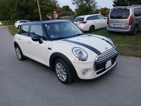 Mini Cooper D F55 diesel ročník 2015 - 1