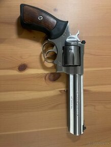 Revolver RUGER GP 100 kal.357 Magnum - 1